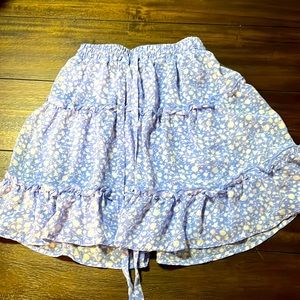 Blue and white flowered skirt XS